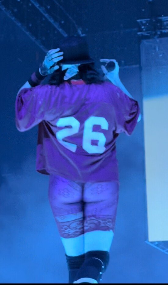Billie Eilish Neue Bilder und Videos 12