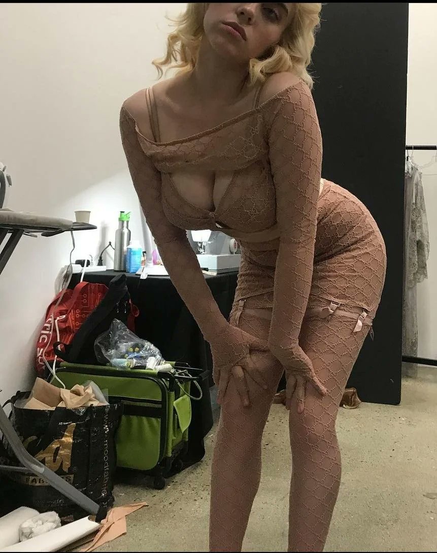Billie Eilish Neue Bilder und Videos 28
