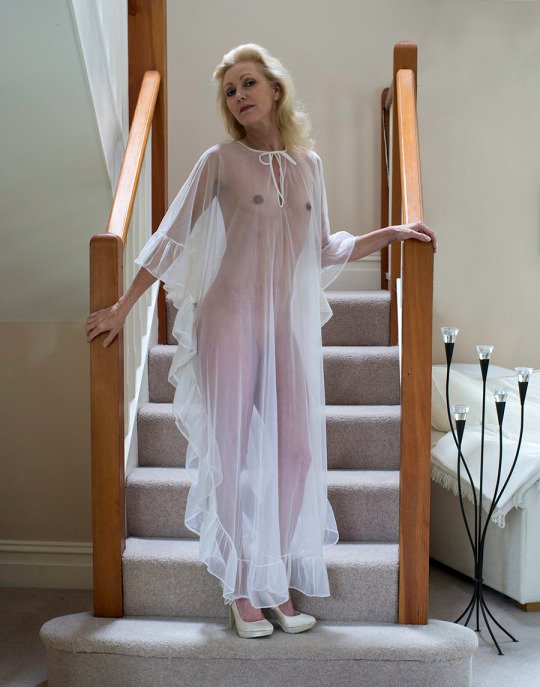 ウェンズデイ・ミルフス・ゲッティング・フィルシー・ミッドウィーク・トリーツ 92