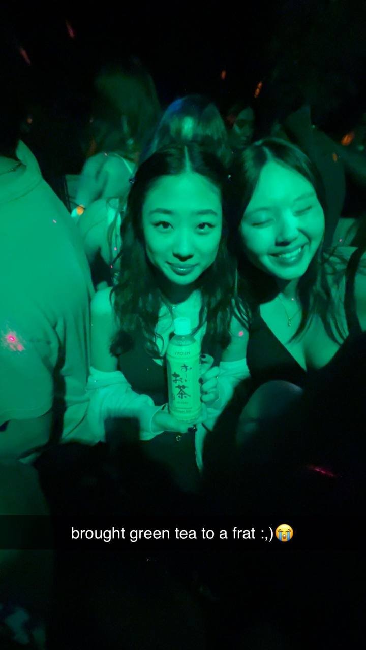 Asian Babe Hlnan0’s Snapchat Leak Is Pure Fire 13