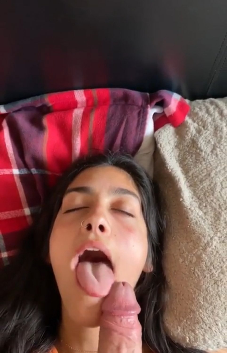 Blowjob Queen Showing Off Her Deep Skills 5