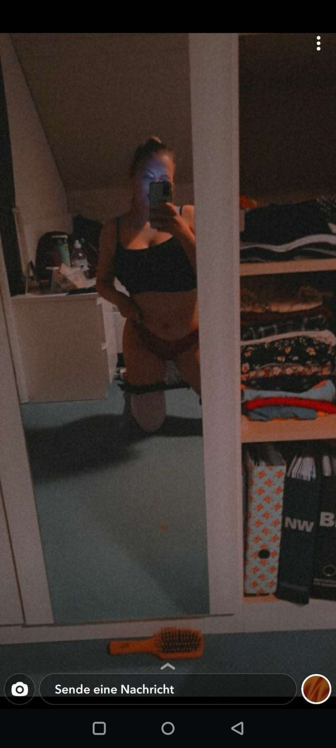 Vivi fornicando a ex-namorada 37