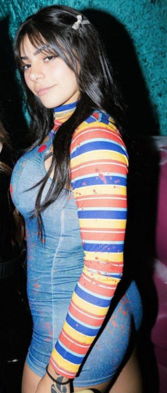 Milica perrita argentina cachonda con culote 11