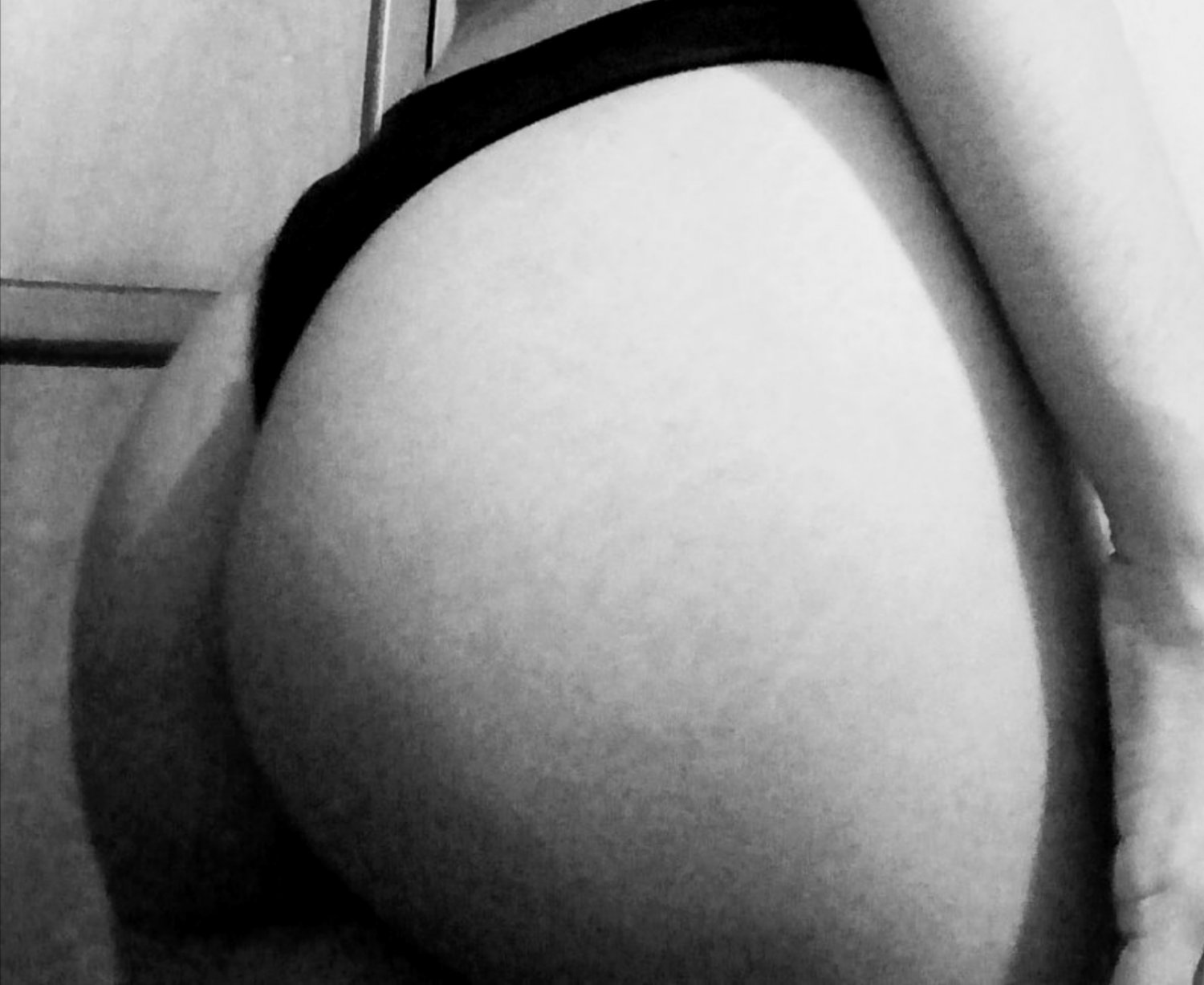 カッコールド・プラウドリー・ショウズ・オフ・ヒズ・ノーティー・エキシビショニスト・ガールフレンド・サラヒ 4