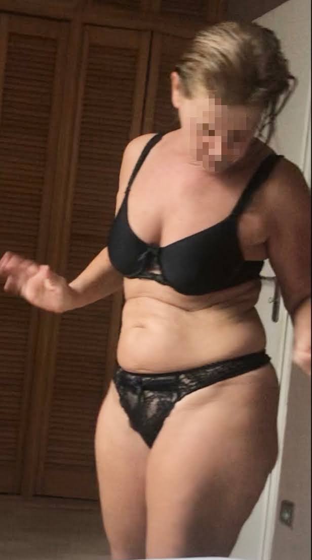 Mature PAWG Wife Riding And Sucking Like A Pro 7