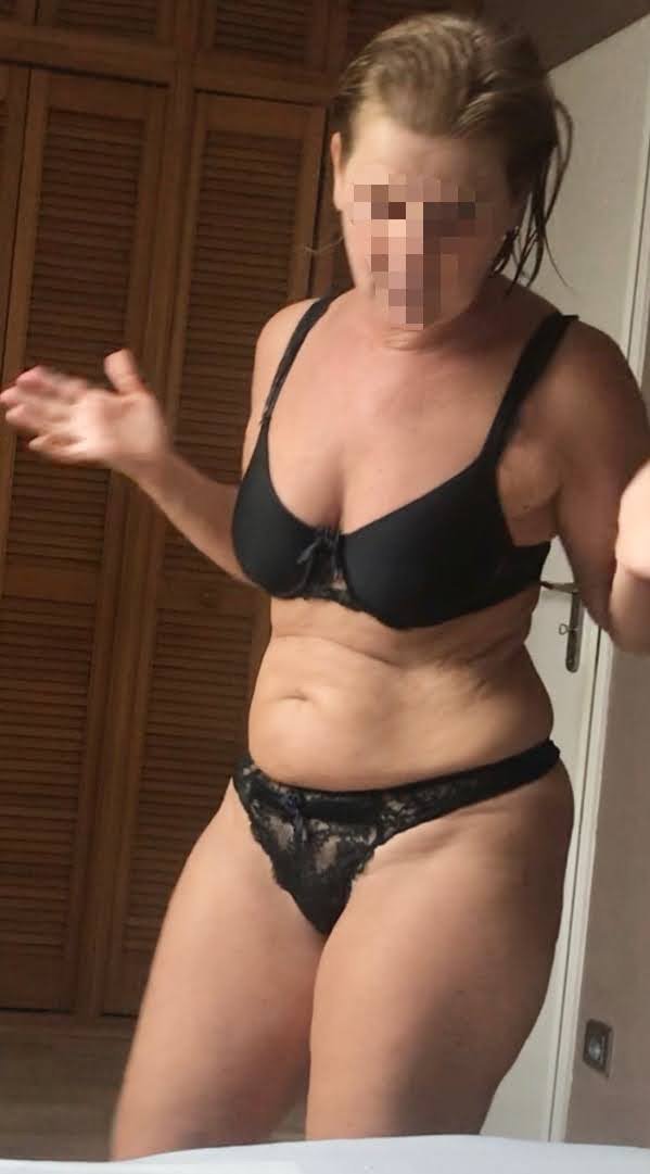 Mature PAWG Wife Riding And Sucking Like A Pro 8