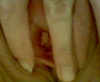 35살 엄마의 방에 있는 사진에서 엄마의 모습을 발견했습니다. 20