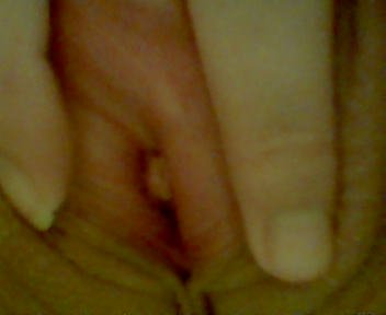 35살 엄마의 방에 있는 사진에서 엄마의 모습을 발견했습니다. 40