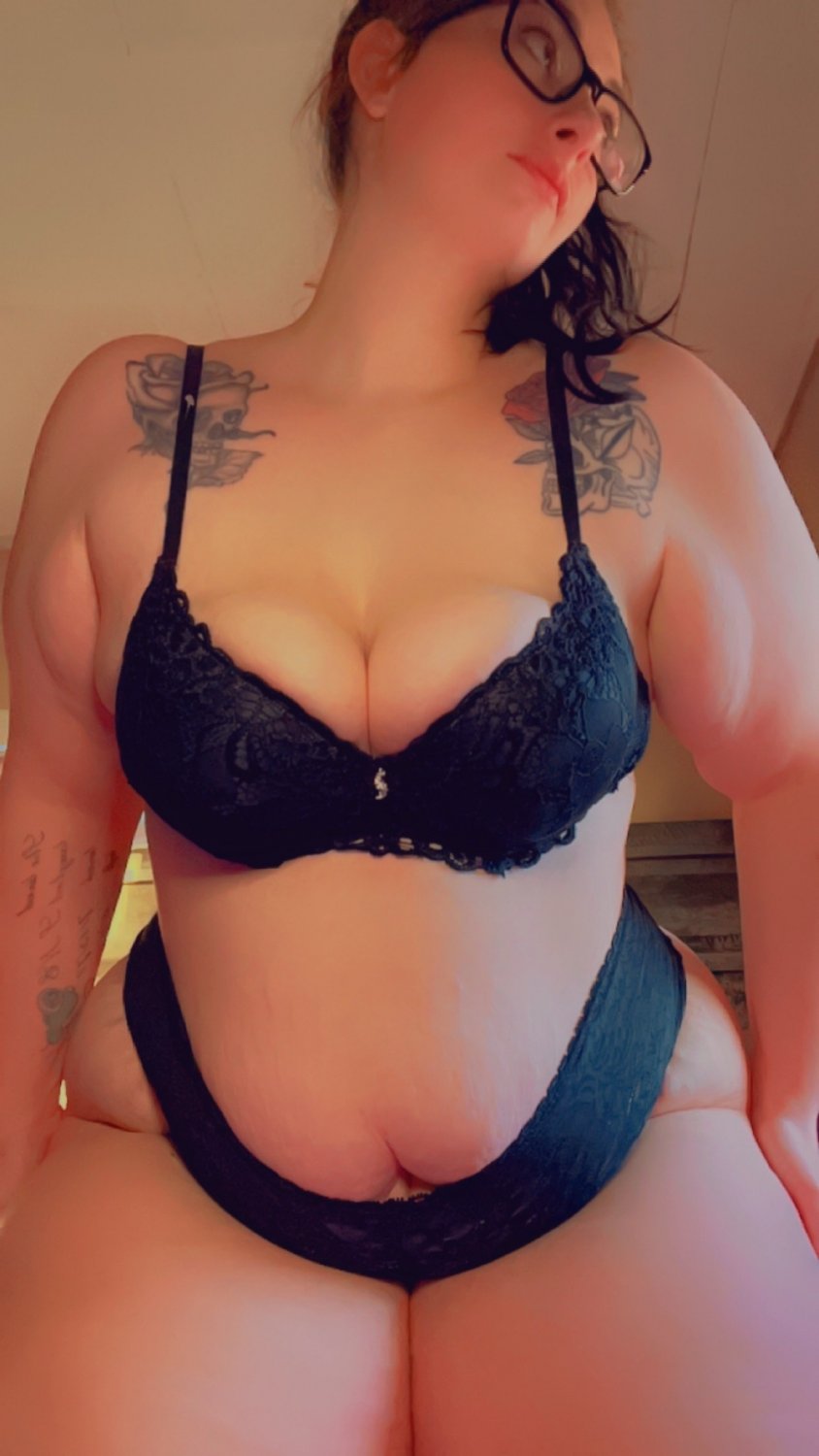V395 - Pure Erotic Energy In One Clip 5