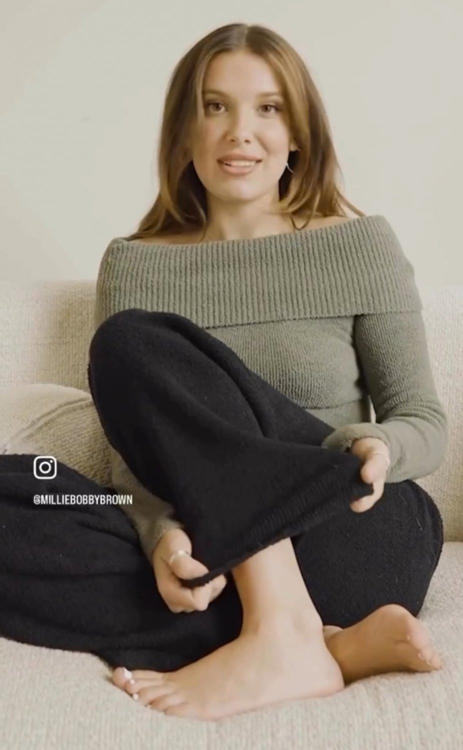 Millie Bobby Brown’s Beautiful Celebrity Feet On Display 1