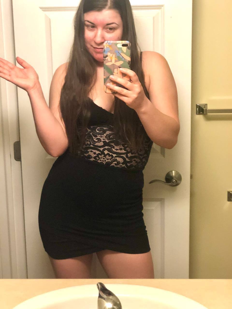 Caitlin, The Cute 32-Year-Old Canadian Wife You Wish Was Yours 5
