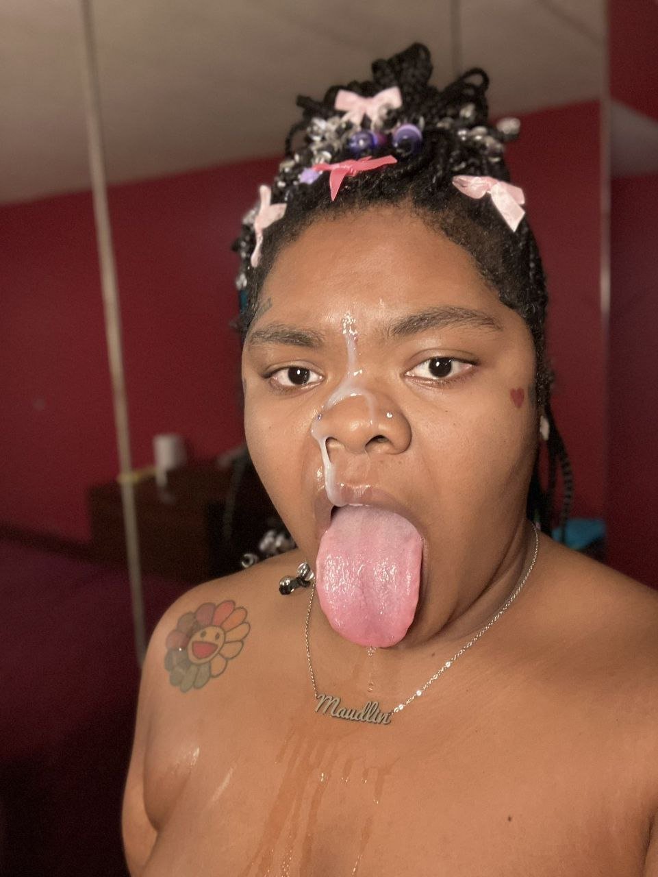 BBWシック・クイーン・ベッギング・フォア・モア・アテンション 1