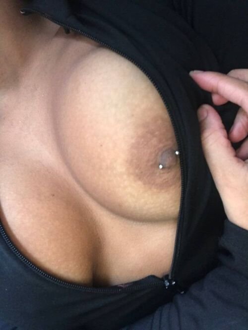 セクシー・ノビーニャ・シェリング・ハー・ワイルデスト・シークレッツ・ウィズ・ハー・ファンズ 1