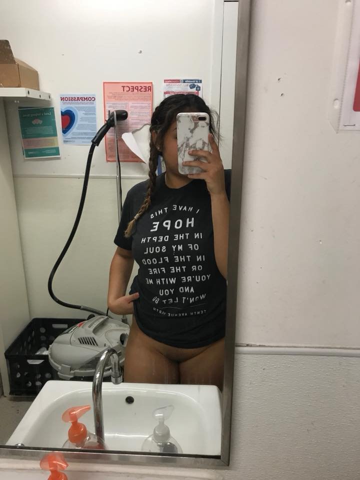 Gorgeous Chubby Latina Ex From ATX Showing Off In Hot Leaks 16