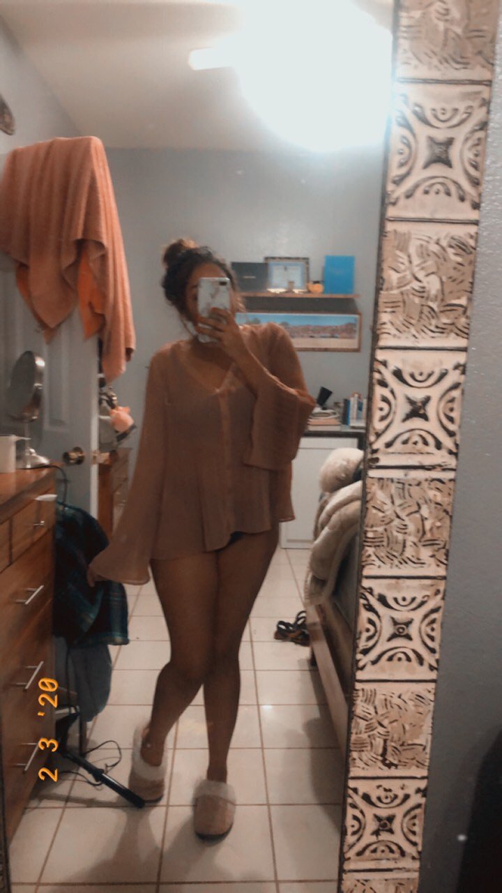 Gorgeous Chubby Latina Ex From ATX Showing Off In Hot Leaks 31