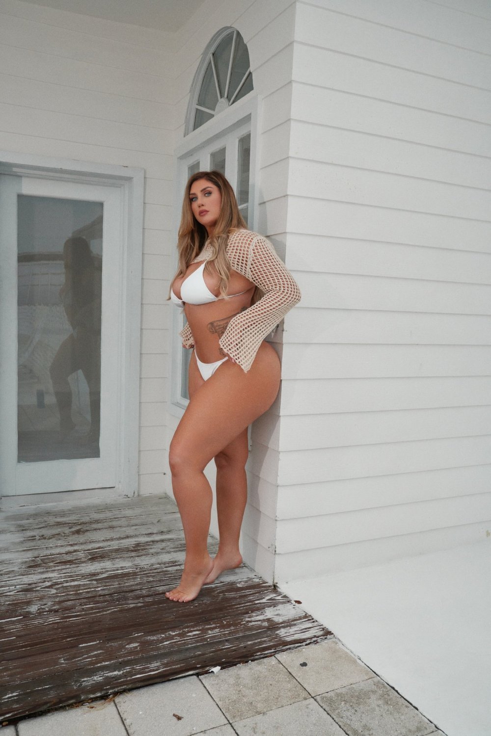 セルフィー・ゴッデス・フラウンティング・ハー・ジューシー・ビッグ・アス・イン・フロント・オブ・ザ・カメラ 6