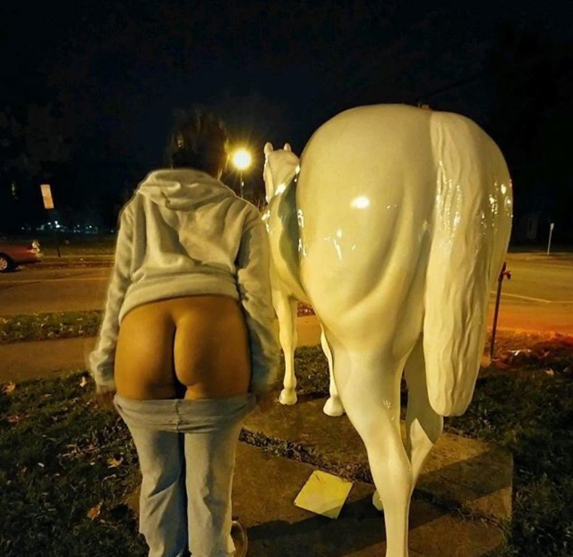 ブーティー・ポッピング・アウト・フォア・ア・ノーティー・焦らし・ユー・キャント・レジスト 3