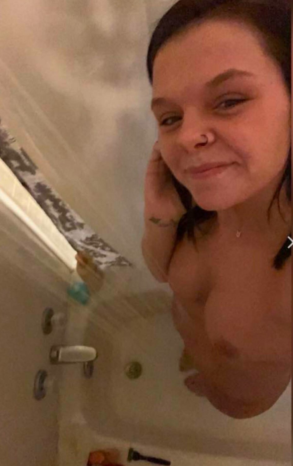 Tuzlu Eşler, Lassie'ler ve Eski Eşler 15