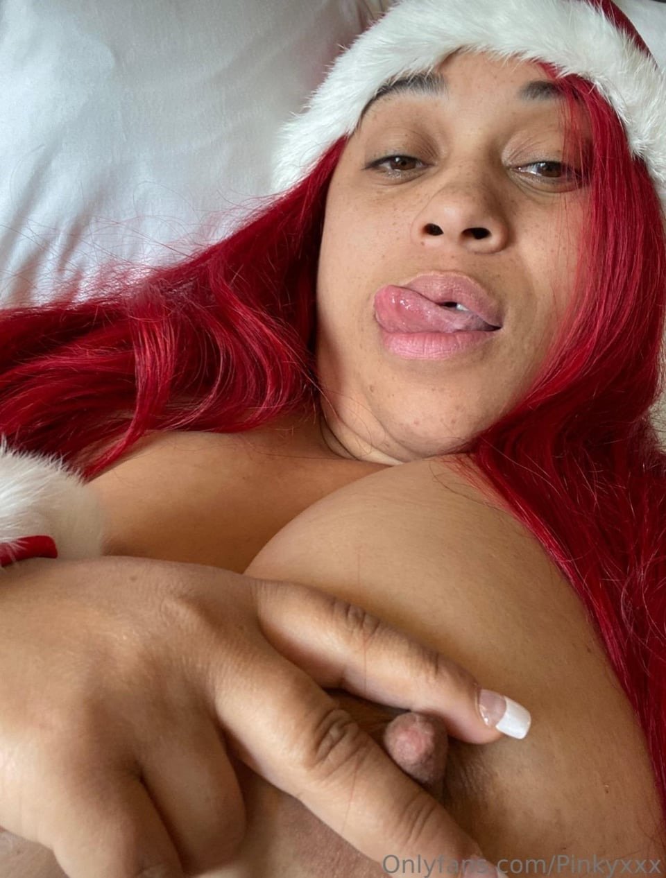 ピンキークス38 — ザ・アルティメット・BBWゴッデス・イン・アクション 19