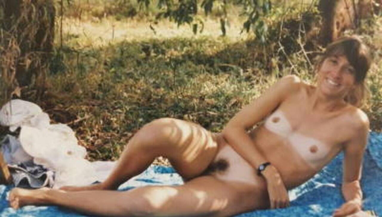 Fully Naked Stephanie Flashing It All Without A Care 58