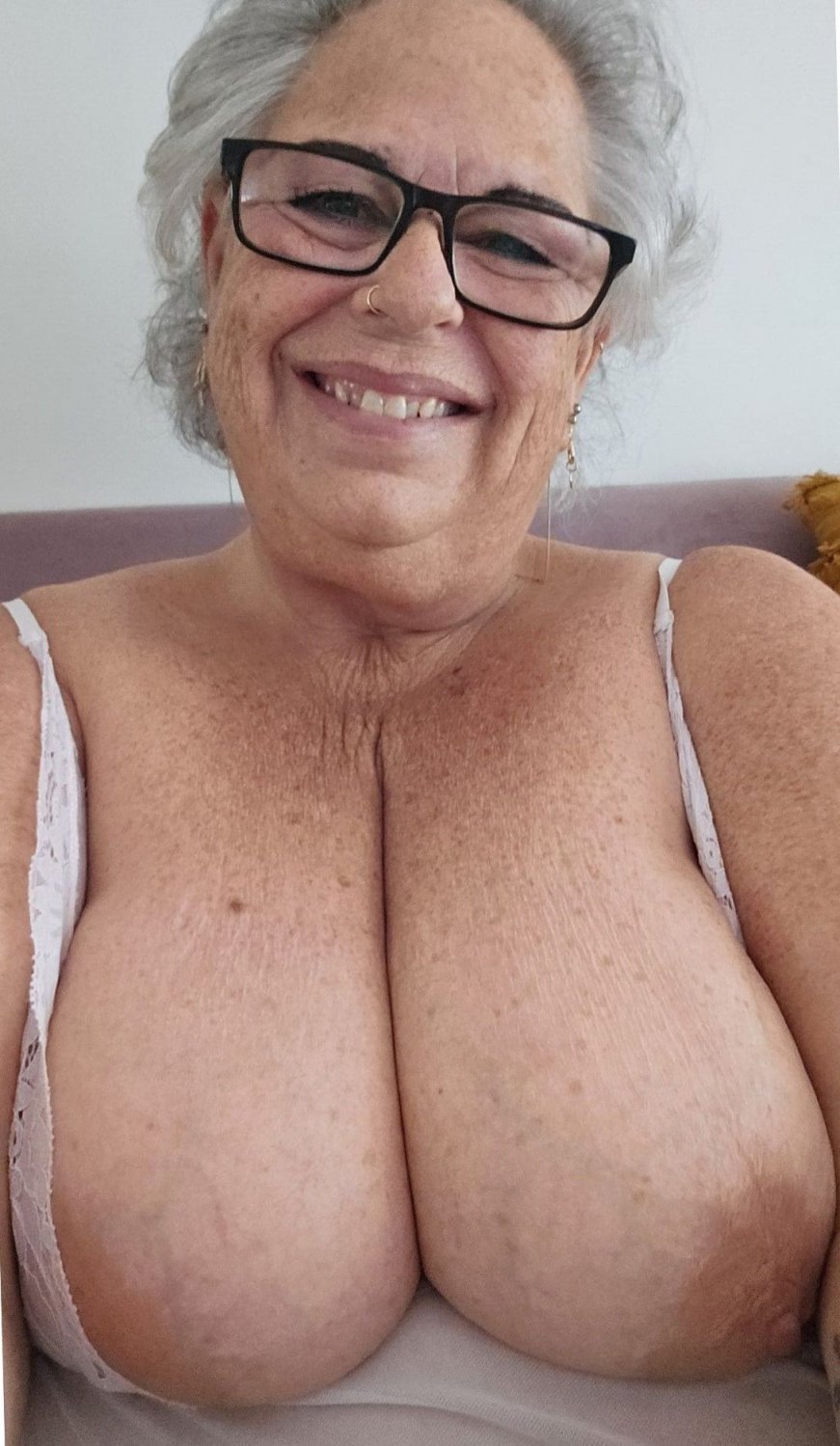 Saggy Tits Close-Up — Natural, Raw, And Perfectly Naughty 14
