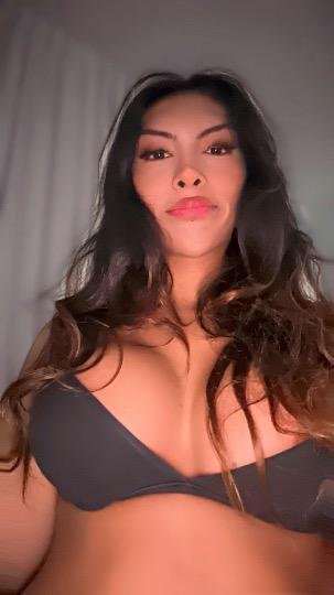 Busty 26-Year-Old Mexican Escort Gave Mind-Blowing Head, Doggy, And Sloppy 69 21