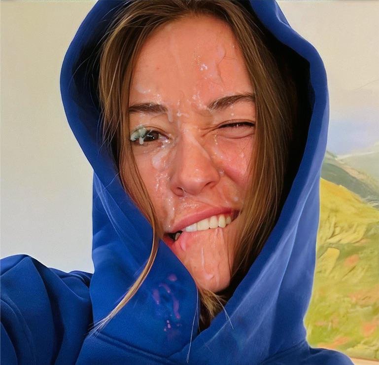 Leaked: Lauren Daigle Looking Hot As Hell And Covered In Cum 12