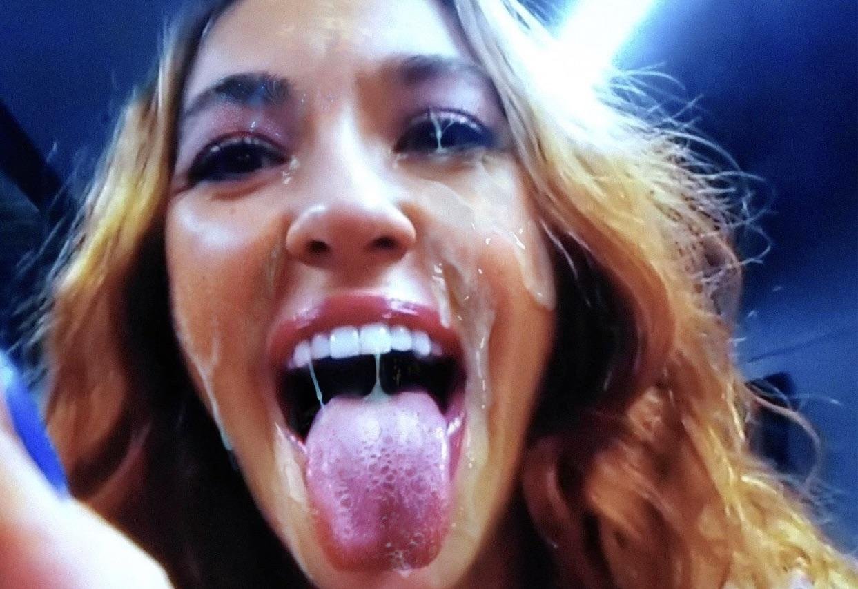 Leaked: Lauren Daigle Looking Hot As Hell And Covered In Cum 14