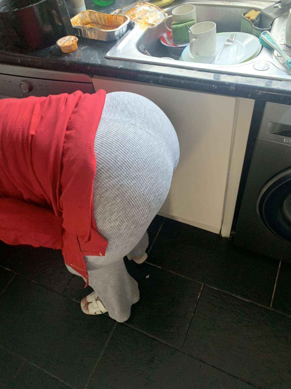 More Secret Shots Of That Thick Milf Showing Off Her Ass 4