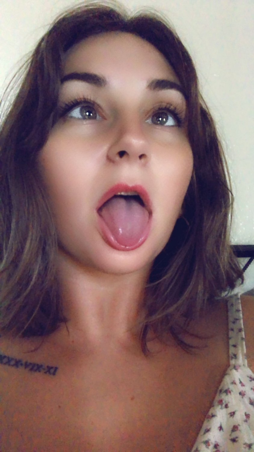 Obedient Little Slut’s Leaked Snapchat Exposed 15