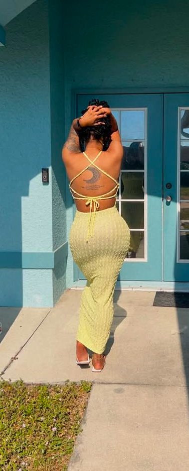 Ebony Temptress Teasing In A Tight Dress 3