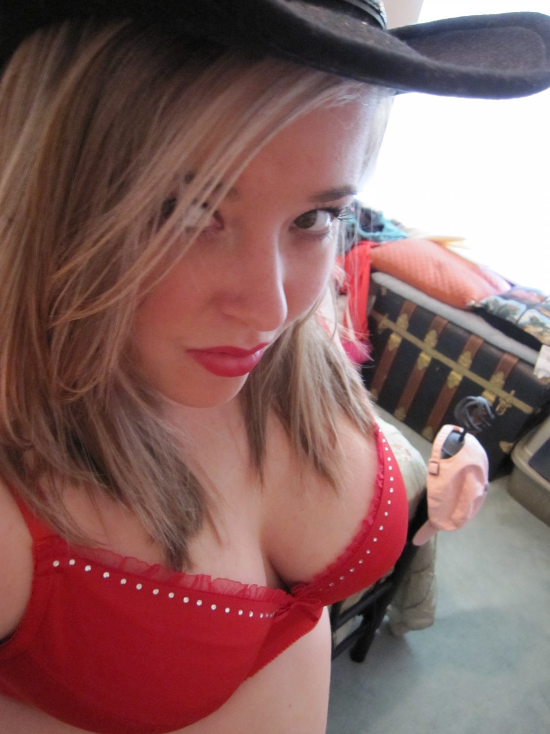 Slutty Wife M3L!$$@ Begging For More 10