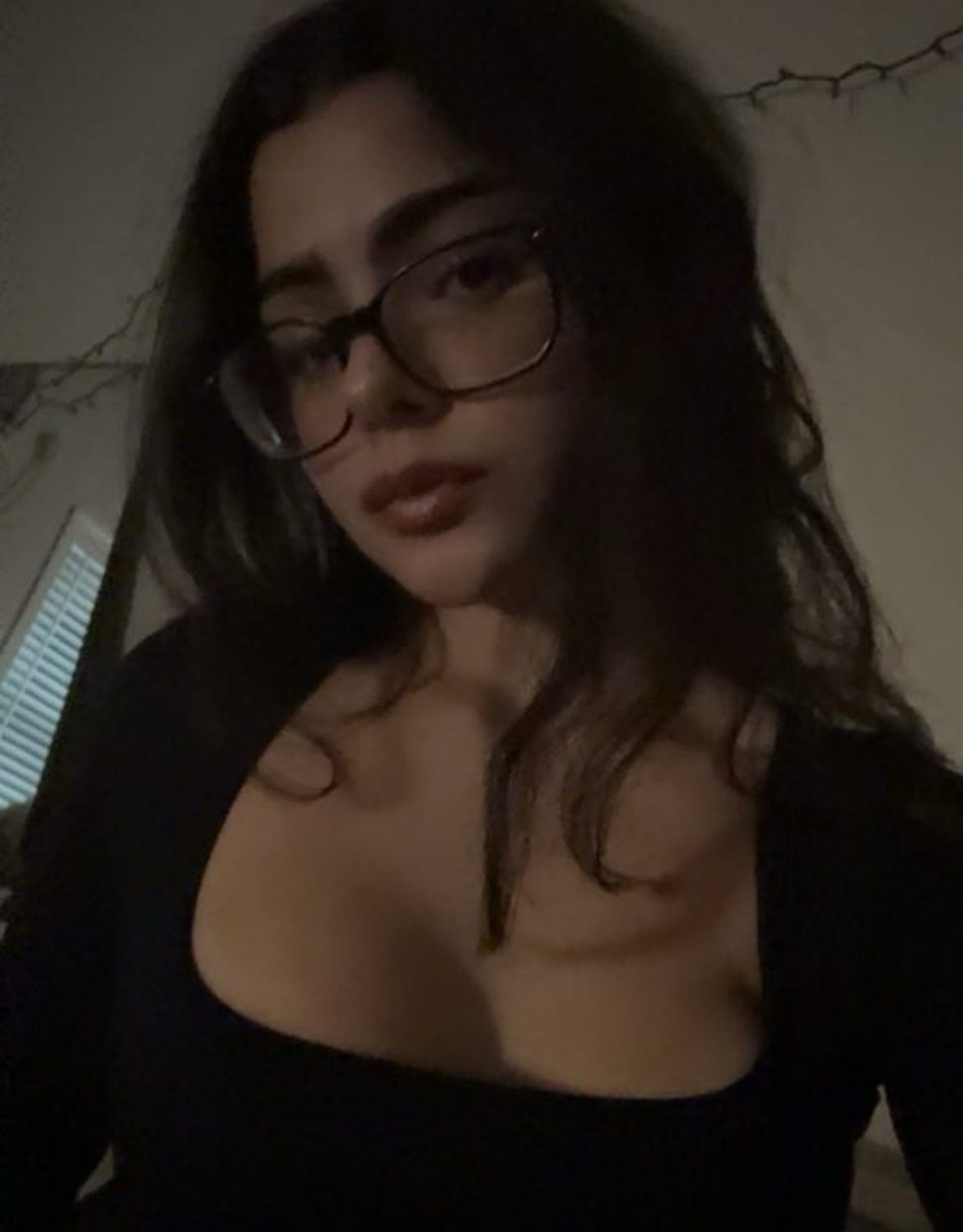 Bu büyüleyici Faslıyı sızdırmalı mıyım? 1