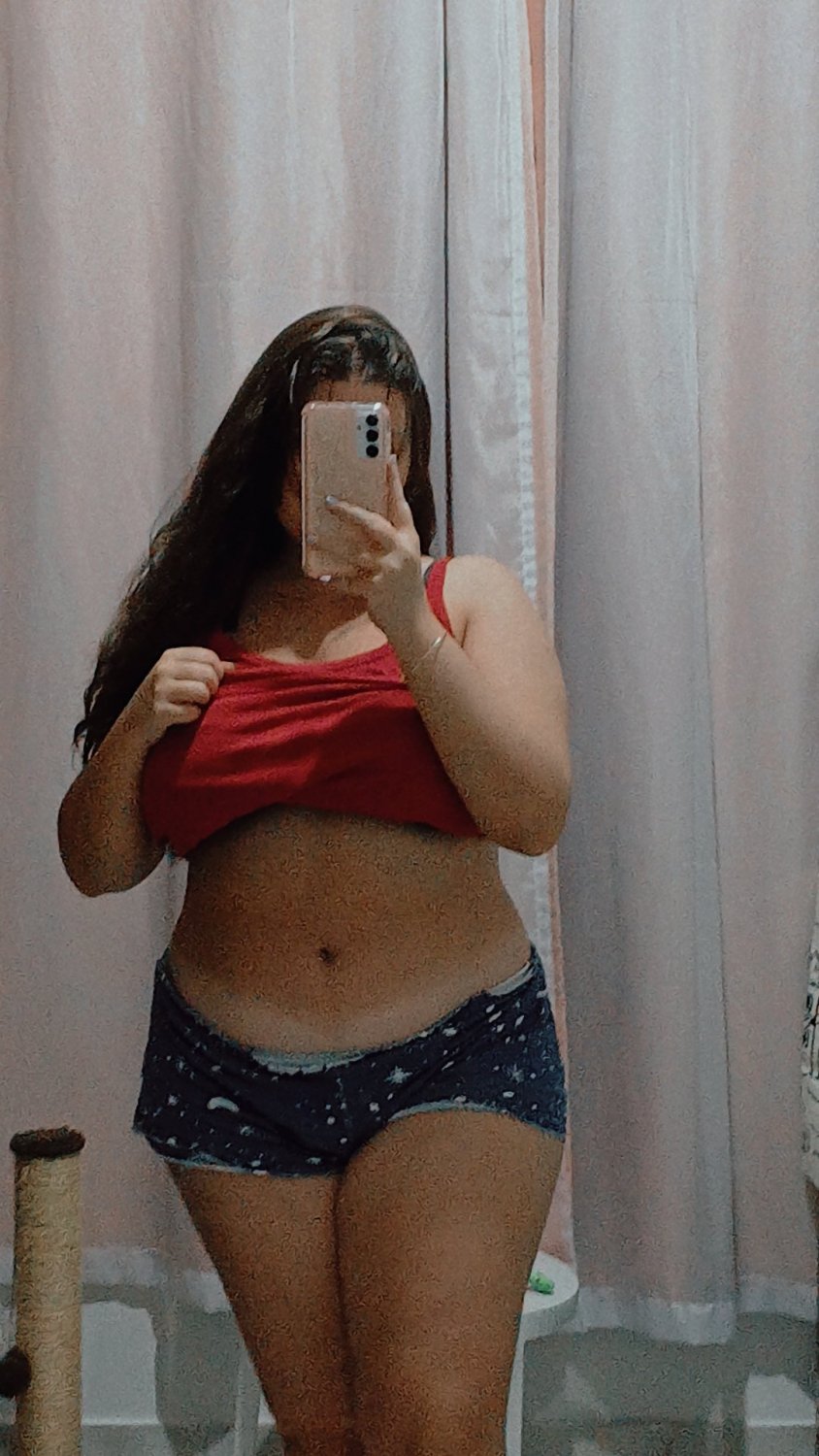Chubby Naughty Snow White Princess With A Big Juicy Latina Ass 12