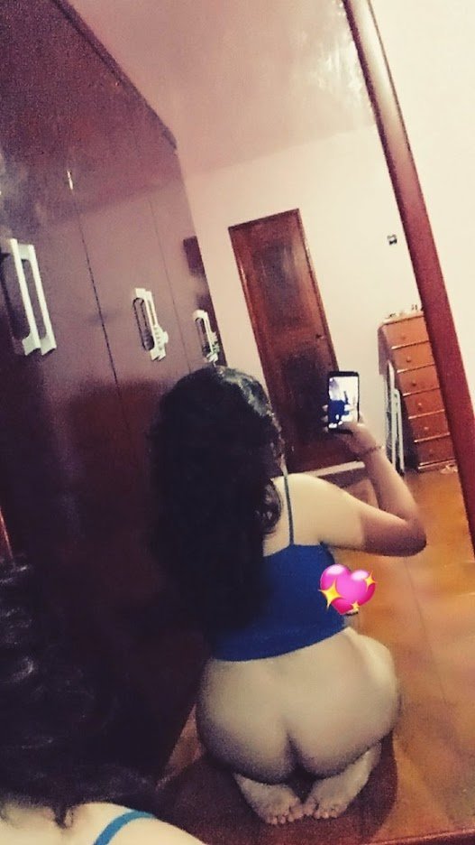Chubby Naughty Snow White Princess With A Big Juicy Latina Ass 27