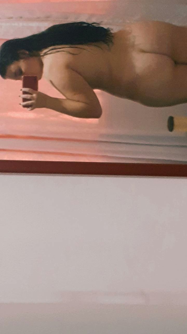 Chubby Naughty Snow White Princess With A Big Juicy Latina Ass 29