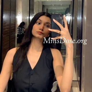 Horny Indian Babe Takes A Hardcore Anal Pounding Like A Total Pro 11