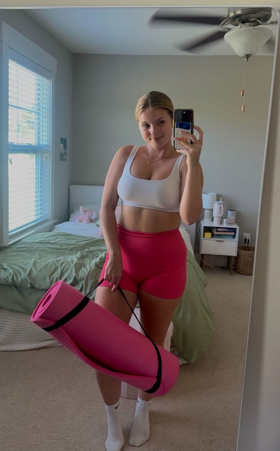 Natural Blonde Bombshell With Huge Tits Getting Stuffed By BBC 8