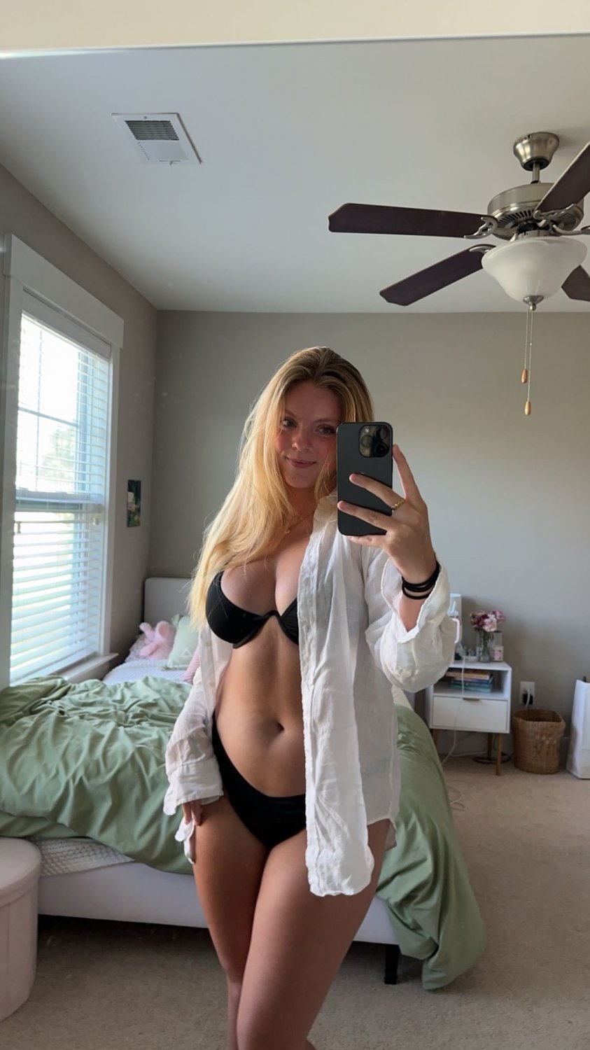 Natural Blonde Bombshell With Huge Tits Getting Stuffed By BBC 9