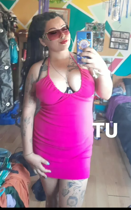 Morena Chilean Cutie Showing Off Her Huge Ass And Sexy Soles 7