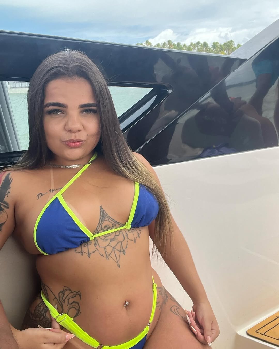 Instagram's Hottest Bad Girl Shamelessly Exposes Her Body 2