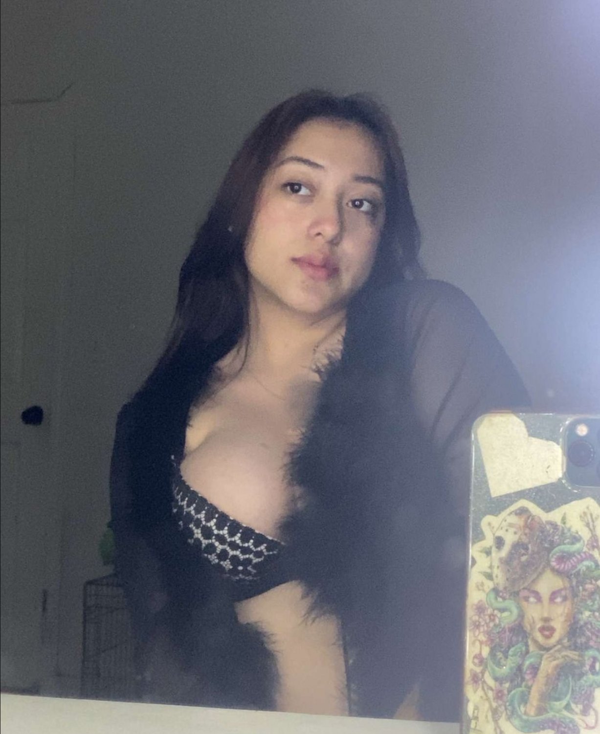 Latina Babe With Juicy Tits Leaked — DM Me For The Full Experience 4