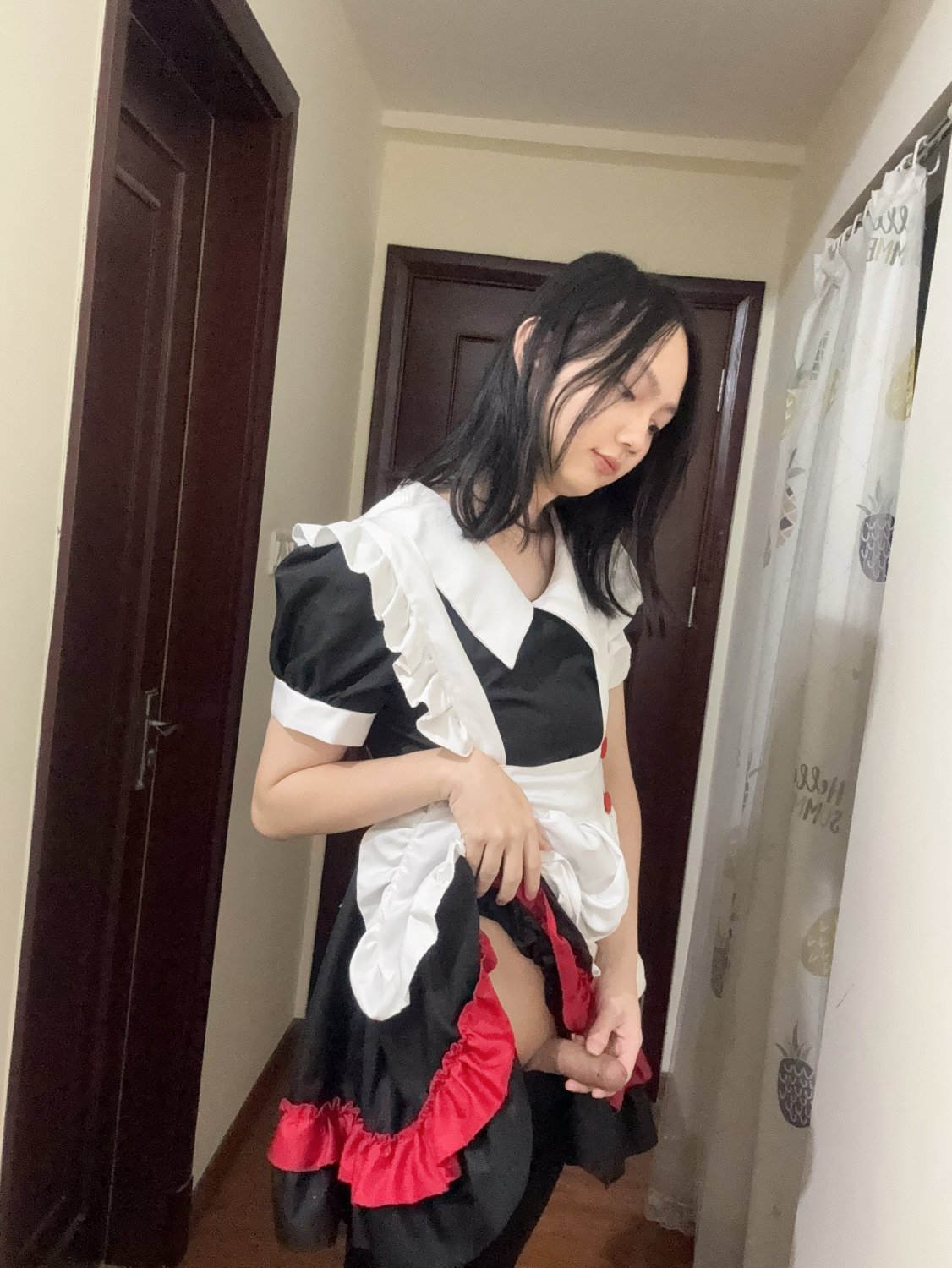 Beautiful Chinese Crossdresser Aran With A Petite, Playful Body 2