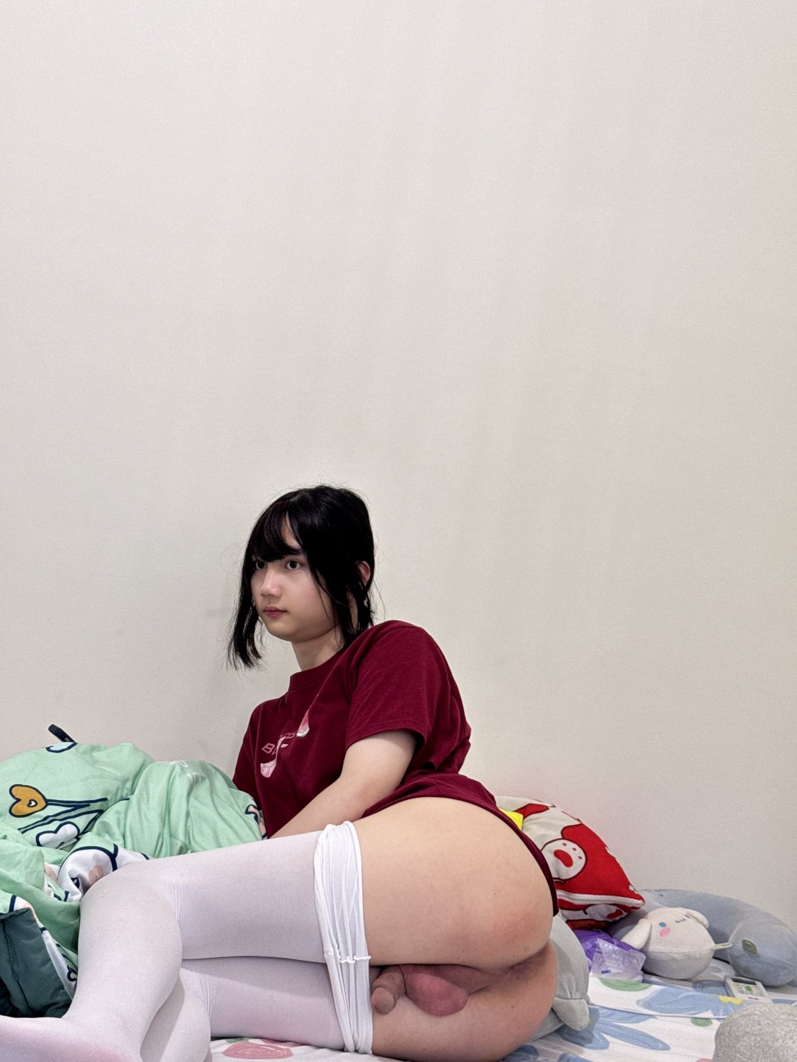 Beautiful Chinese Crossdresser Aran With A Petite, Playful Body 17