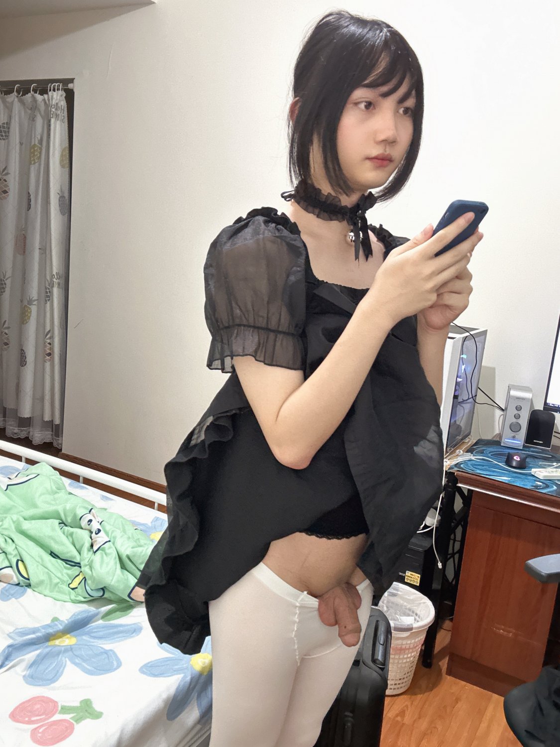Beautiful Chinese Crossdresser Aran With A Petite, Playful Body 24
