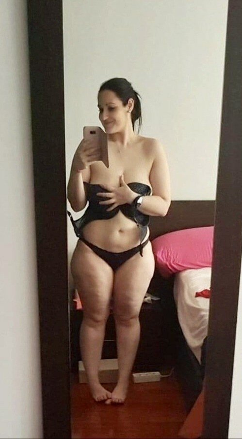 Gordas Encamables — Thick Queens Ready For Action (4381) 8