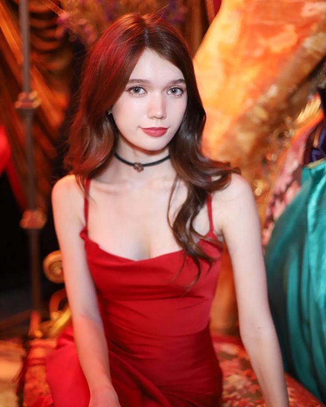 Jessica Areeya Moss — Full Wild UK-Thai Collection ???? 32