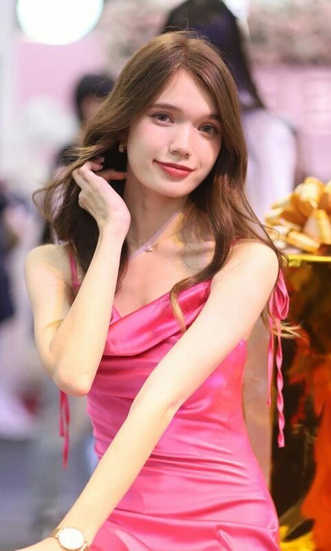Jessica Areeya Moss — Full Wild UK-Thai Collection ???? 59