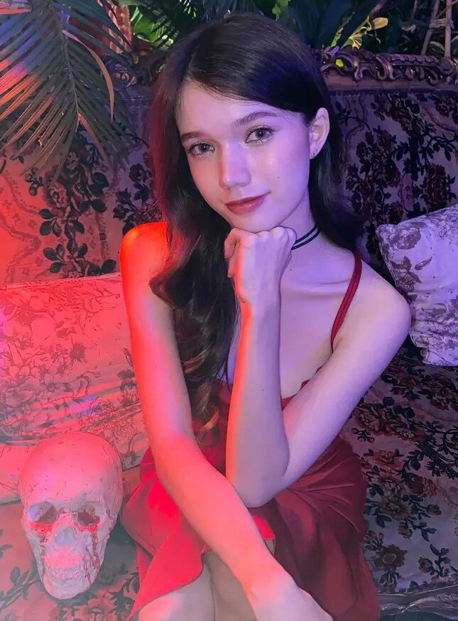 Jessica Areeya Moss — Full Wild UK-Thai Collection ???? 67