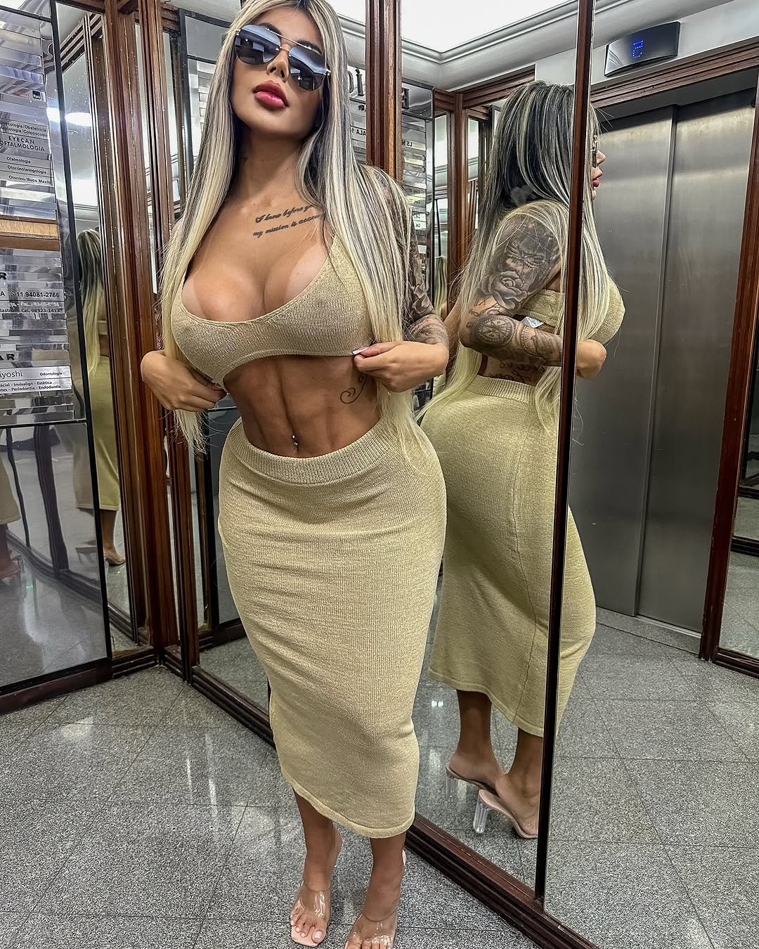 Thaís Perez Shows Off Her Curvy Cavala Body In A Seductive Display 56